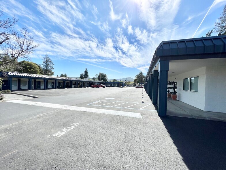 More Photos Of 3633 Montgomery Dr, Santa Rosa Medical For Lease