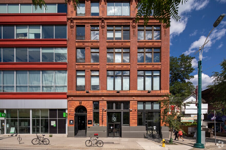 More Photos Of 241 Spadina Ave, Toronto Office For Lease