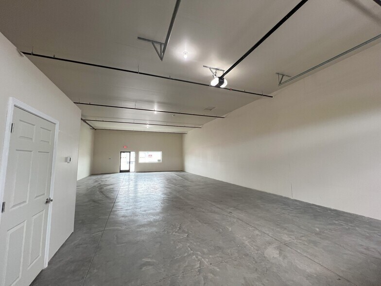 More Photos Of 5632 Fargo Ln, Rapid City Warehouse For Lease