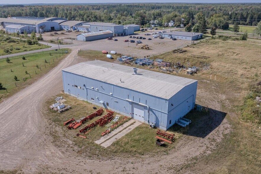 More Photos Of 444 Birch St, Prentice Industrial For Sale