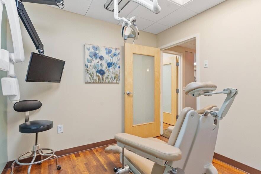 More Photos Of 200 Lincoln St, Worcester Medical For Sale