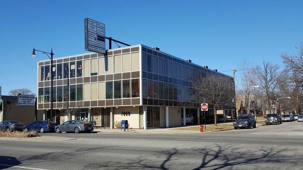 More Photos Of 7000 W North Ave, Chicago Medical For Lease