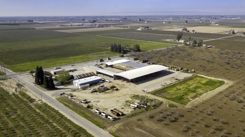 More Photos Of 8008 W Shields Ave, Fresno Food Processing For Sale