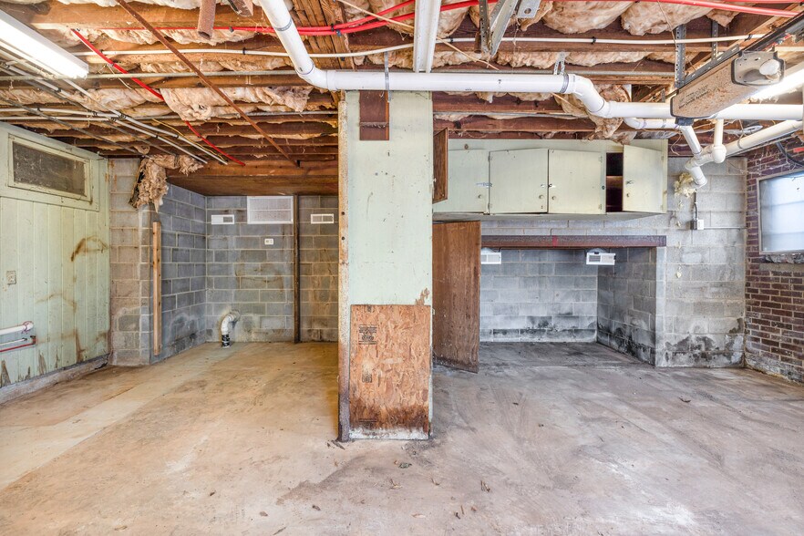 More Photos Of 20230 Main St, Cornelius Apartments For Sale