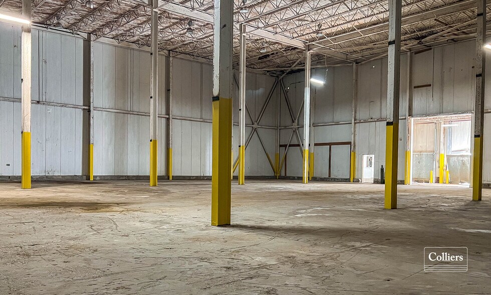 More Photos Of 1317 E Main St, Dillon Warehouse For Lease