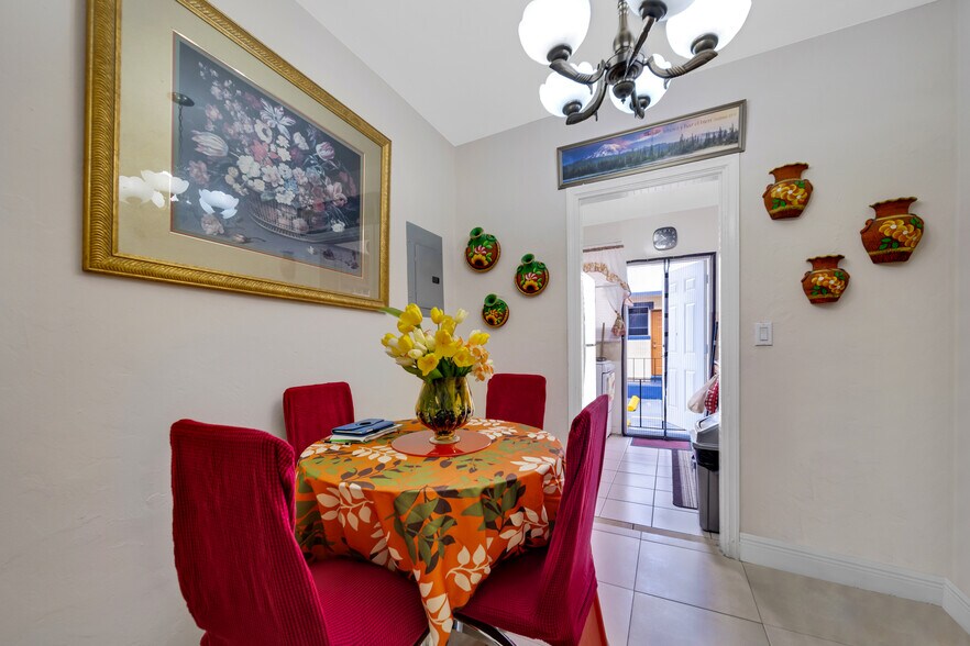 More Photos Of 931 SW 3rd St, Miami Apartments For Sale