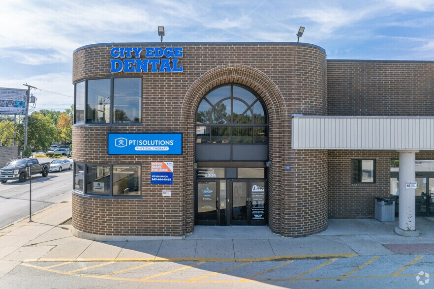 More Photos Of 6304 N Nagle Ave, Chicago Storefront For Lease