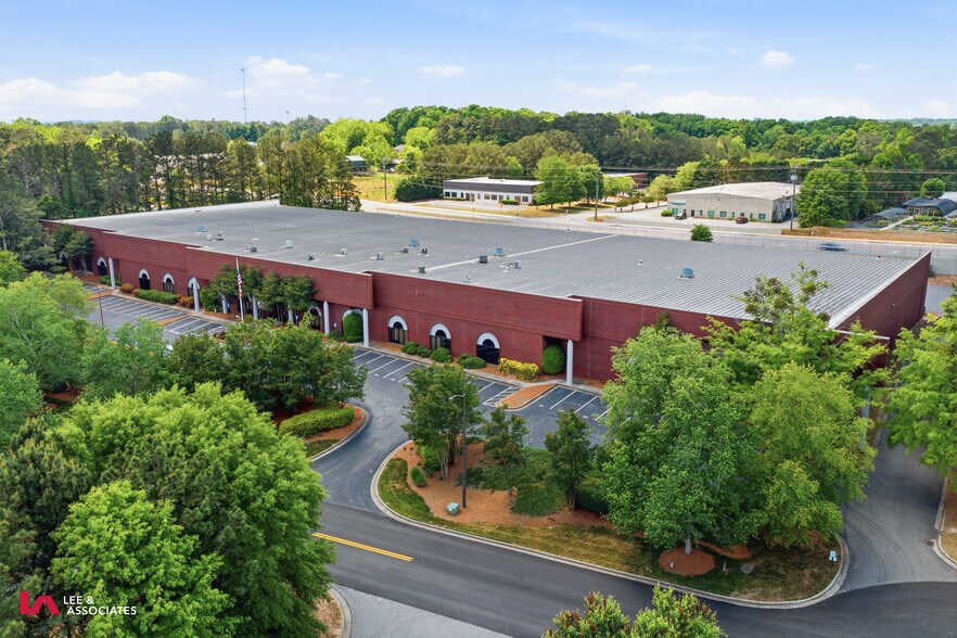 Primary Photo Of 1650 Bluegrass Lakes Pky, Alpharetta Warehouse For Lease