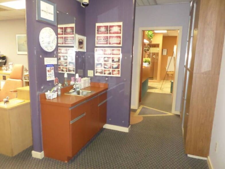 More Photos Of 1 Britton Pl, Voorhees Medical For Sale