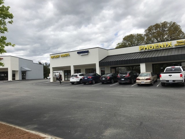 More Photos Of 480-510 River Hwy, Mooresville Unknown For Lease