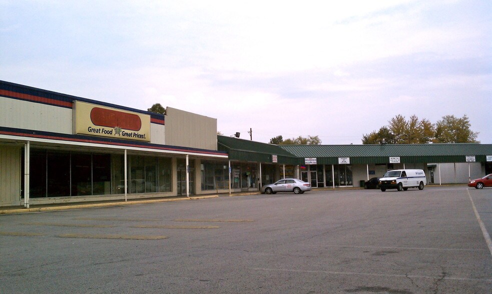 More Photos Of 5007-5047 Preston Hwy, Louisville Storefront For Lease