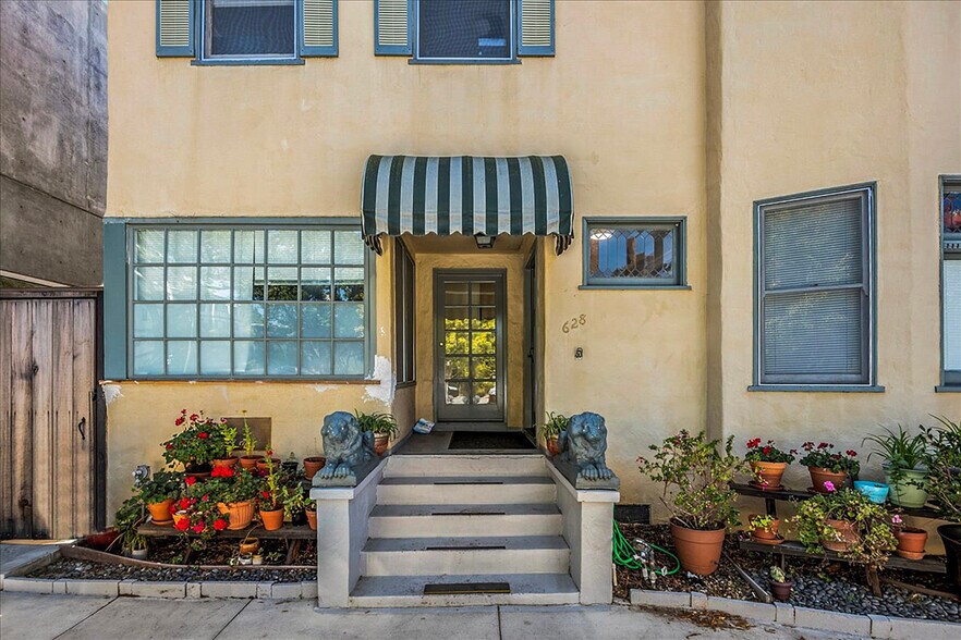 More Photos Of 628 Waverley St, Palo Alto Apartments For Sale