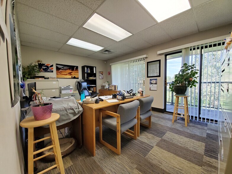 More Photos Of 1201 S Parker Rd, Denver Medical For Sale