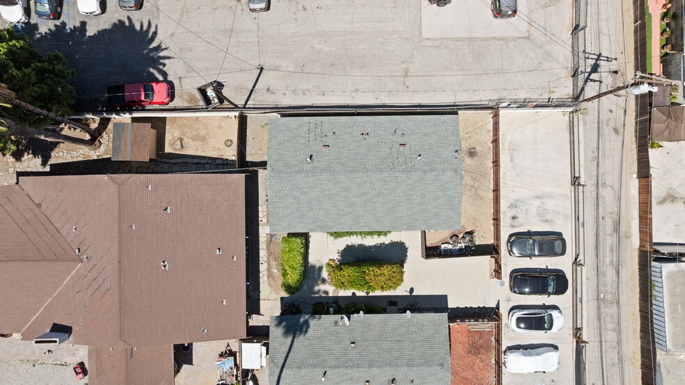 More Photos Of 480 W 18th St, San Bernardino Apartments For Sale