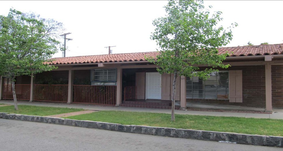 More Photos Of 521-525 N Laurel Ave, Ontario Office For Sale