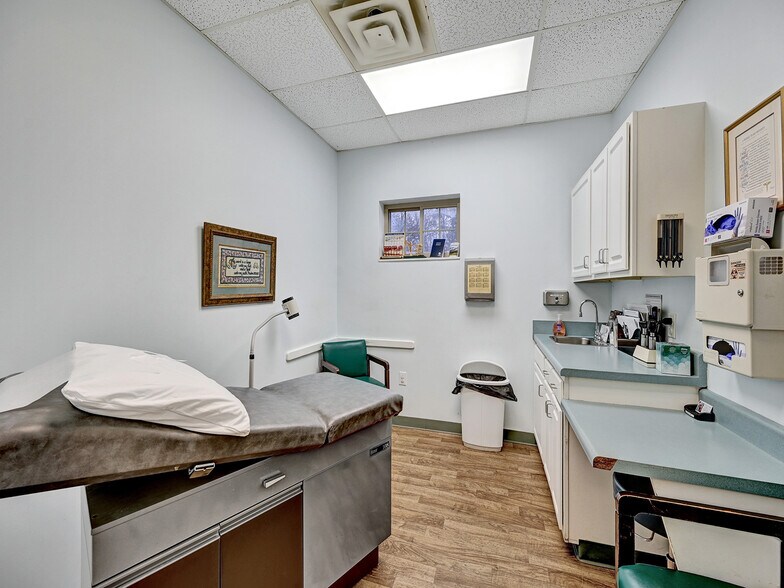 More Photos Of 124 Samaritans Ridge Rd, Elkin Medical For Sale