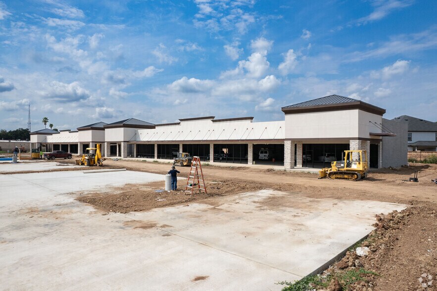 More Photos Of 2144 FM 1092 Rd, Missouri City Restaurant For Sale
