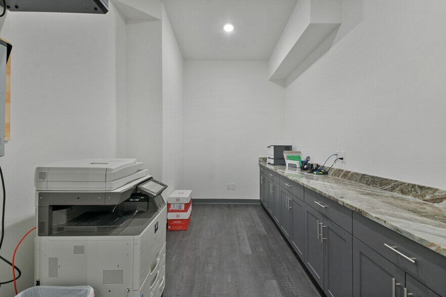 More Photos Of 11821 FM 1488, Magnolia Medical For Sale