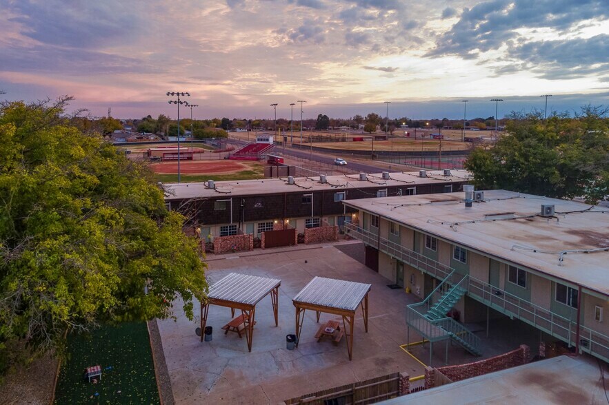 More Photos Of 1800 S Pennsylvania Ave, Roswell Apartments For Sale