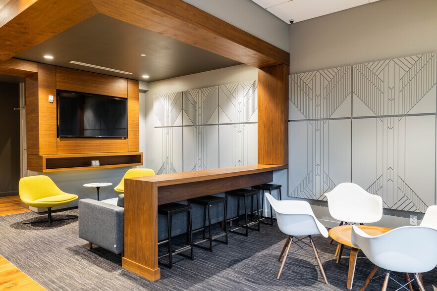 More Photos Of 1819 Peachtree Rd, Atlanta Medical For Lease