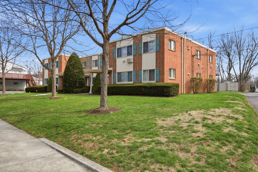 More Photos Of 115 S 24th St, Camp Hill Multifamily For Sale