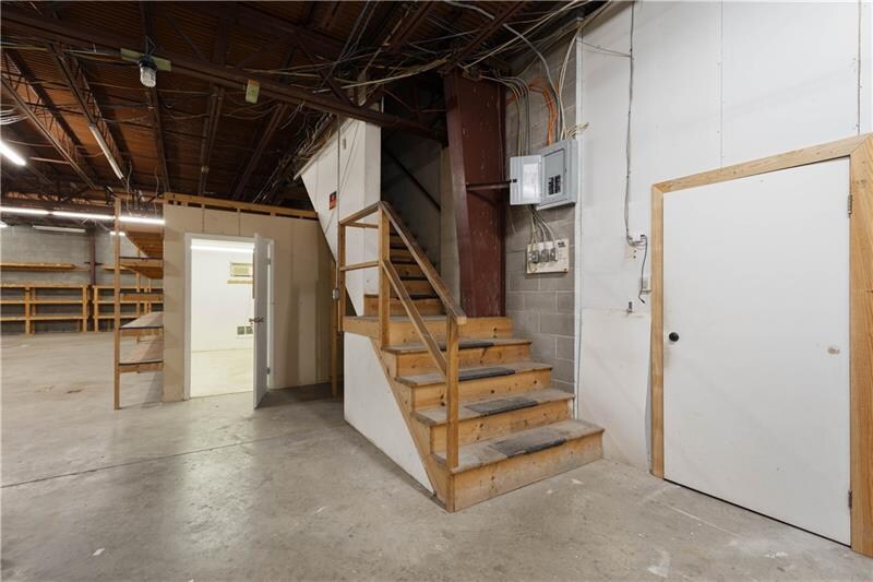 More Photos Of 6027 National Pike, Grindstone Freestanding For Sale