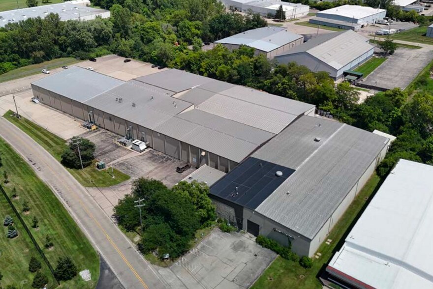 More Photos Of 150 Lawton Ave, Monroe Distribution For Lease