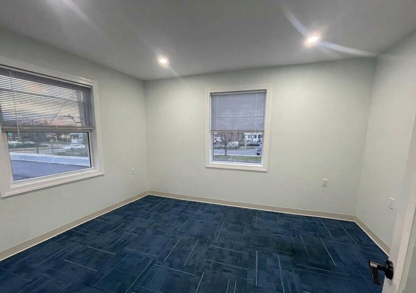 More Photos Of 390 Hillside Ave, New Hyde Park Storefront For Lease