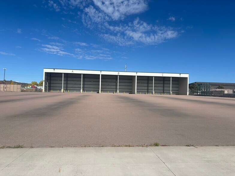 More Photos Of 3370 Drennan Industrial Loop S, Colorado Springs Flex For Lease