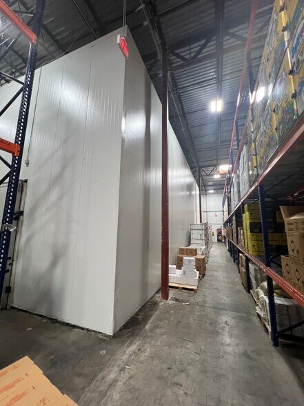 More Photos Of 2525 Davie Rd, Davie Warehouse For Lease