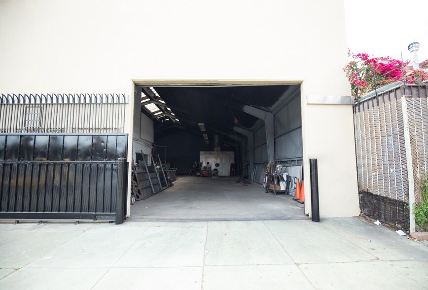 More Photos Of 1385 Fitzgerald Ave, San Francisco Warehouse For Lease