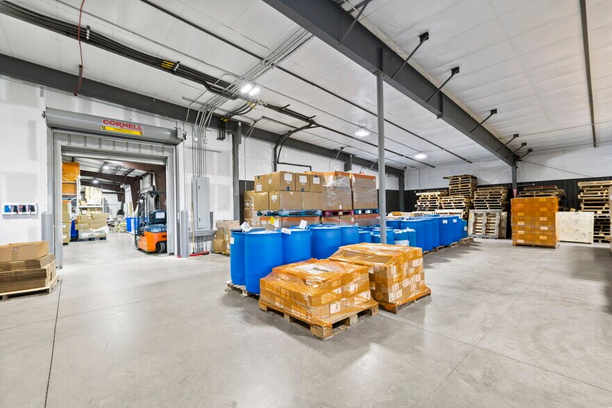 More Photos Of 110 Commercial Blvd, Flat Rock Manufacturing For Lease