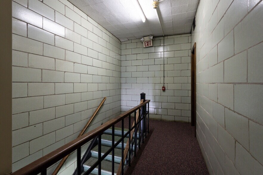 More Photos Of 234-238 6th St NE, Canton General Retail For Sale