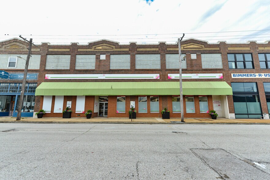 Primary Photo Of 2734 Lasalle St, Saint Louis Showroom For Sale