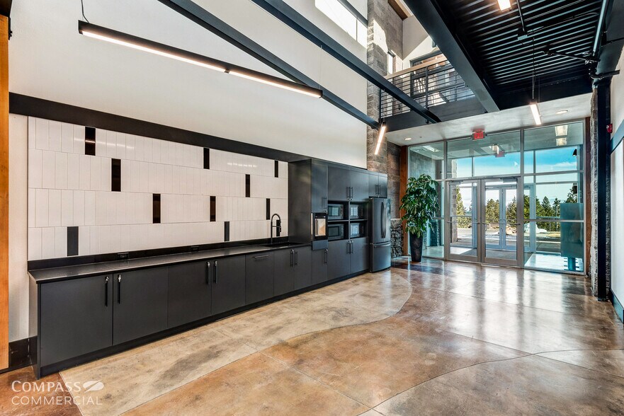 More Photos Of 1777 SW Chandler Ave, Bend Office For Lease