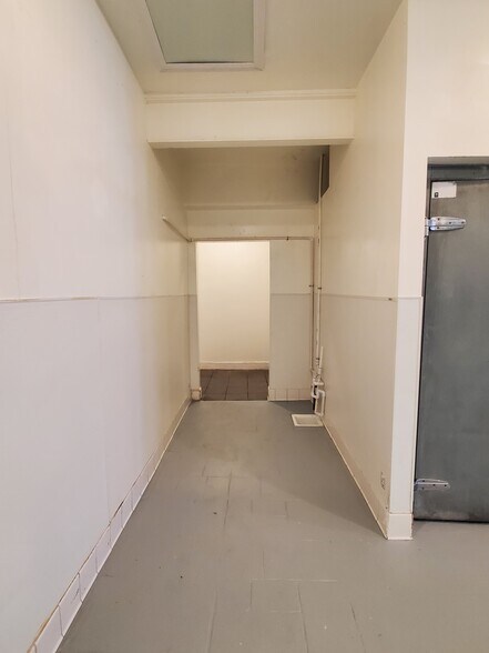 More Photos Of 3414 W Washington Blvd, Los Angeles Storefront Retail Residential For Sale
