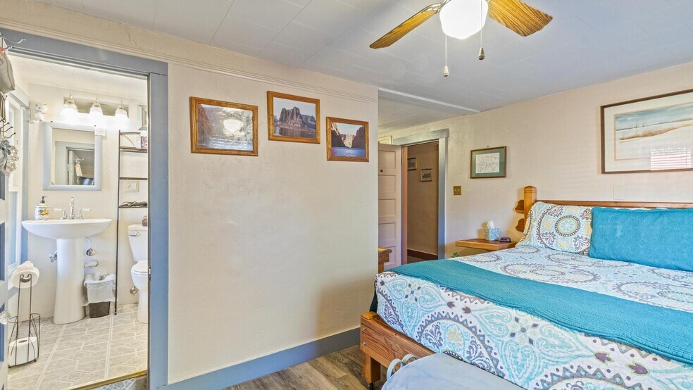 More Photos Of 295 N Main St, Glendale Hospitality For Sale