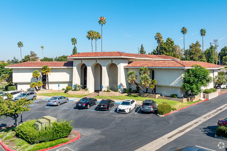 More Photos Of 1330 W Covina Blvd, San Dimas Medical For Lease