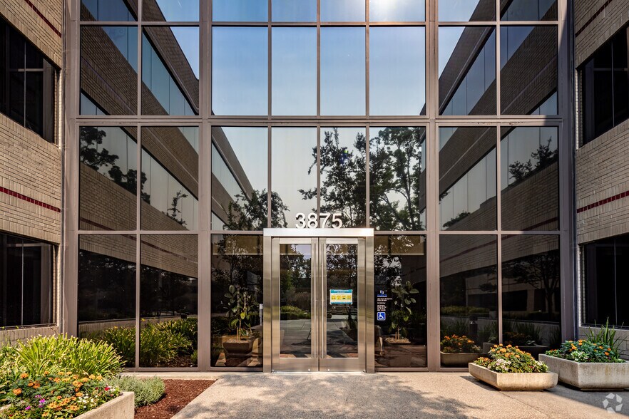 More Photos Of 3825 Hopyard Rd, Pleasanton Unknown For Lease