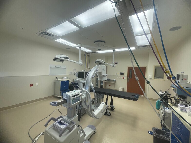 More Photos Of 7175 N Durango Dr, Las Vegas Medical For Lease