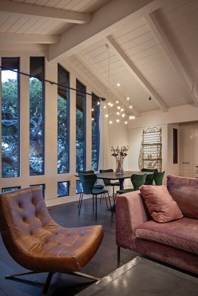 More Photos Of San Carlos NW Of 8th Ave, Carmel Storefront Retail Residential For Lease