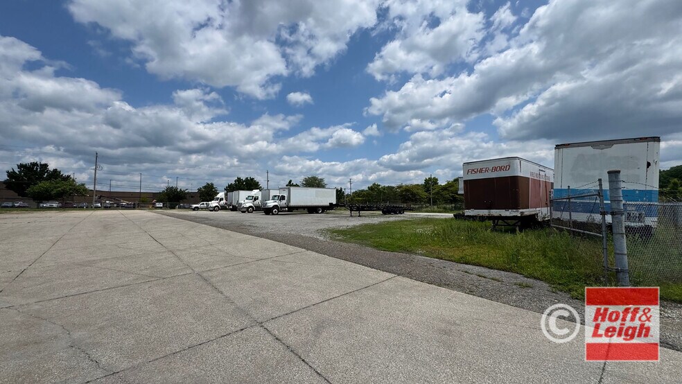 More Photos Of 905 Miami St, Akron Industrial For Sale