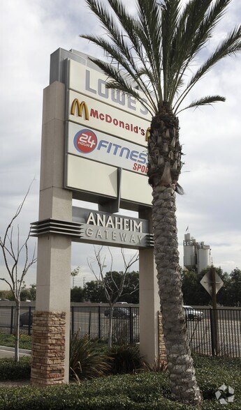 More Photos Of 1500 N Lemon St, Anaheim Unknown For Lease