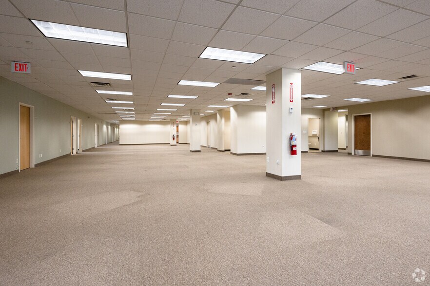 More Photos Of 218 Route 17 N, Rochelle Park Office For Lease