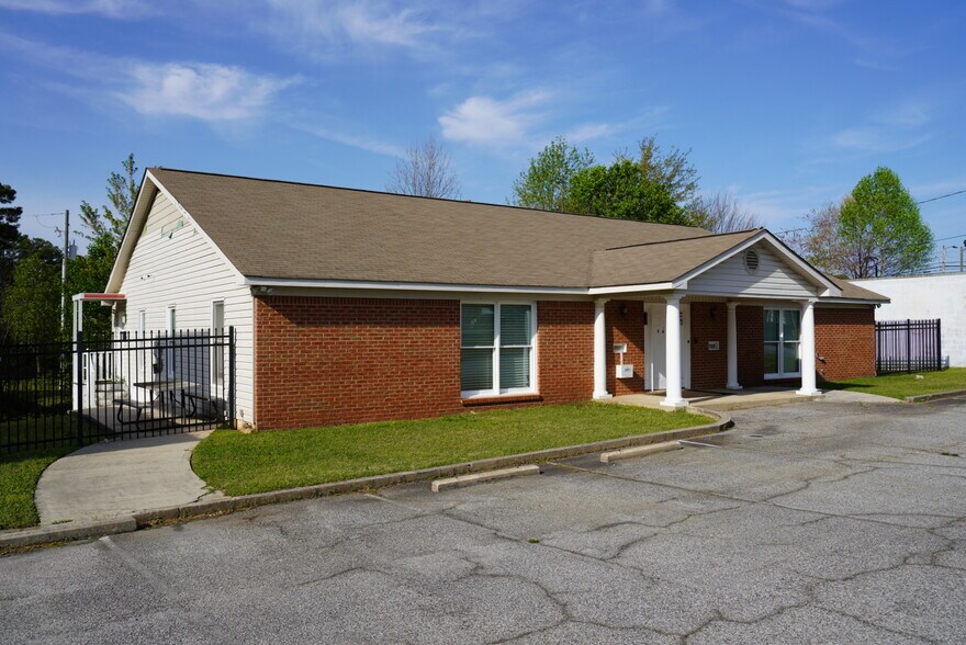 More Photos Of , Jonesboro Office For Sale
