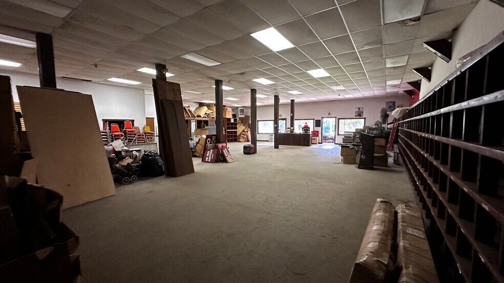 More Photos Of 723 Rt 57, Stewartsville Industrial For Sale