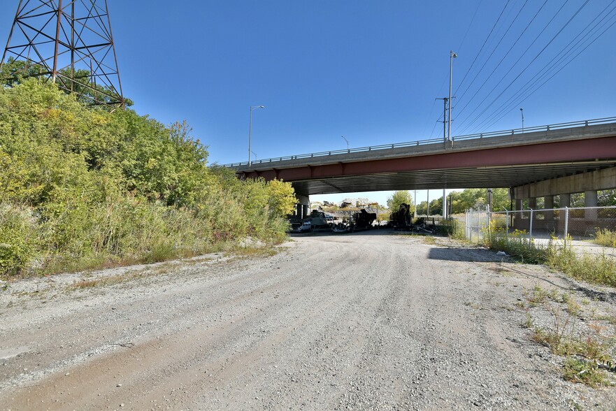 More Photos Of 5700 41st, Forest View Sports And Entertainment For Sale