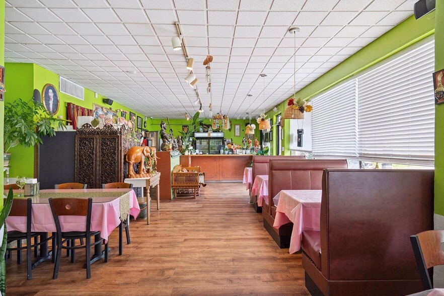 More Photos Of 395 Haywood Ln, Nashville Freestanding For Sale