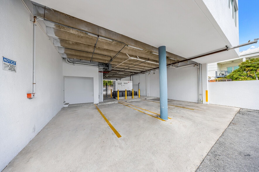 More Photos Of 1693 SW 27th Ave, Miami Office For Sale