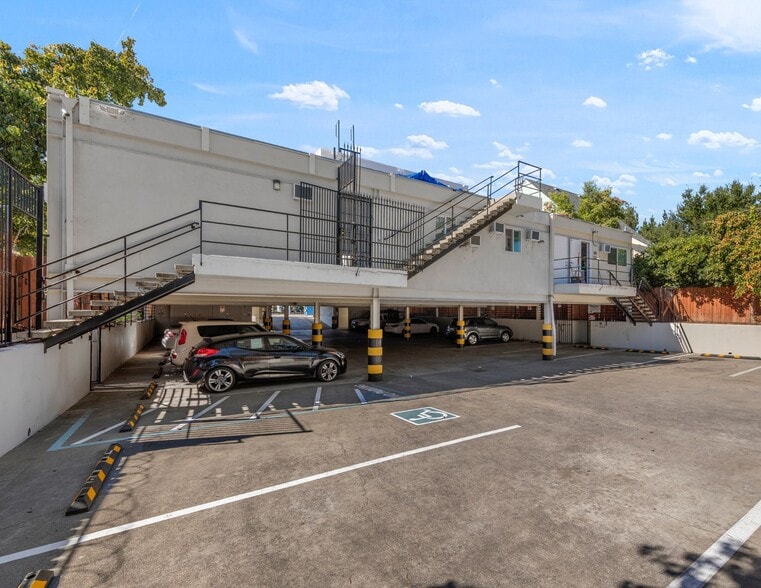 More Photos Of 556 N 1st St, San Jose Medical For Sale